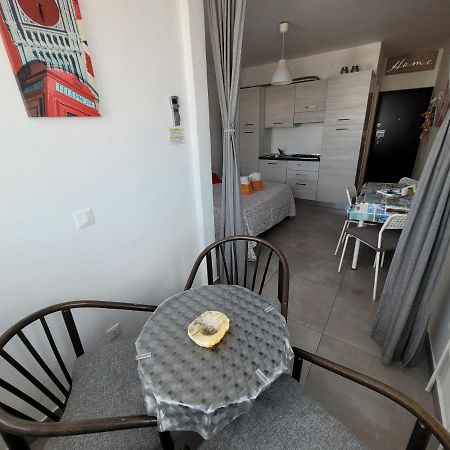 Rosato 2 Sea View Apartment Lignano Sabbiadoro Exterior foto