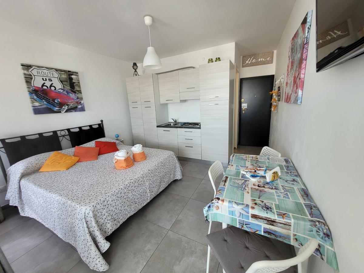 Rosato 2 Sea View Apartment Lignano Sabbiadoro Exterior foto